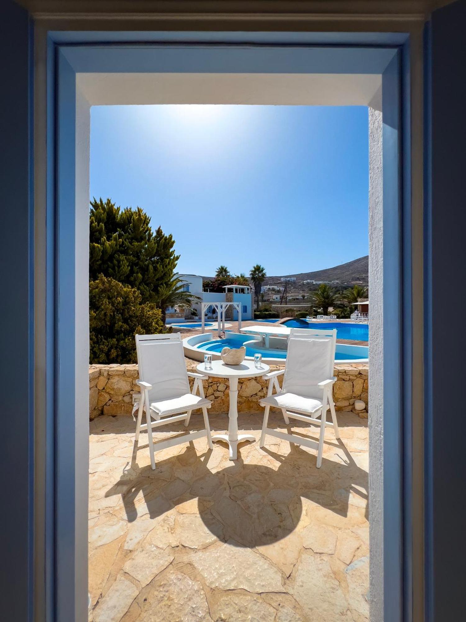 Folégandros Chora Resort Hotel & Spa מראה חיצוני תמונה